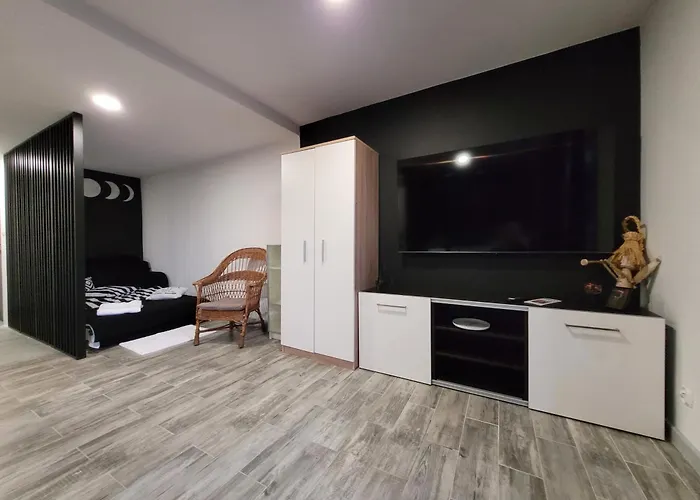 Parkowe Nr 7 * Квидзын